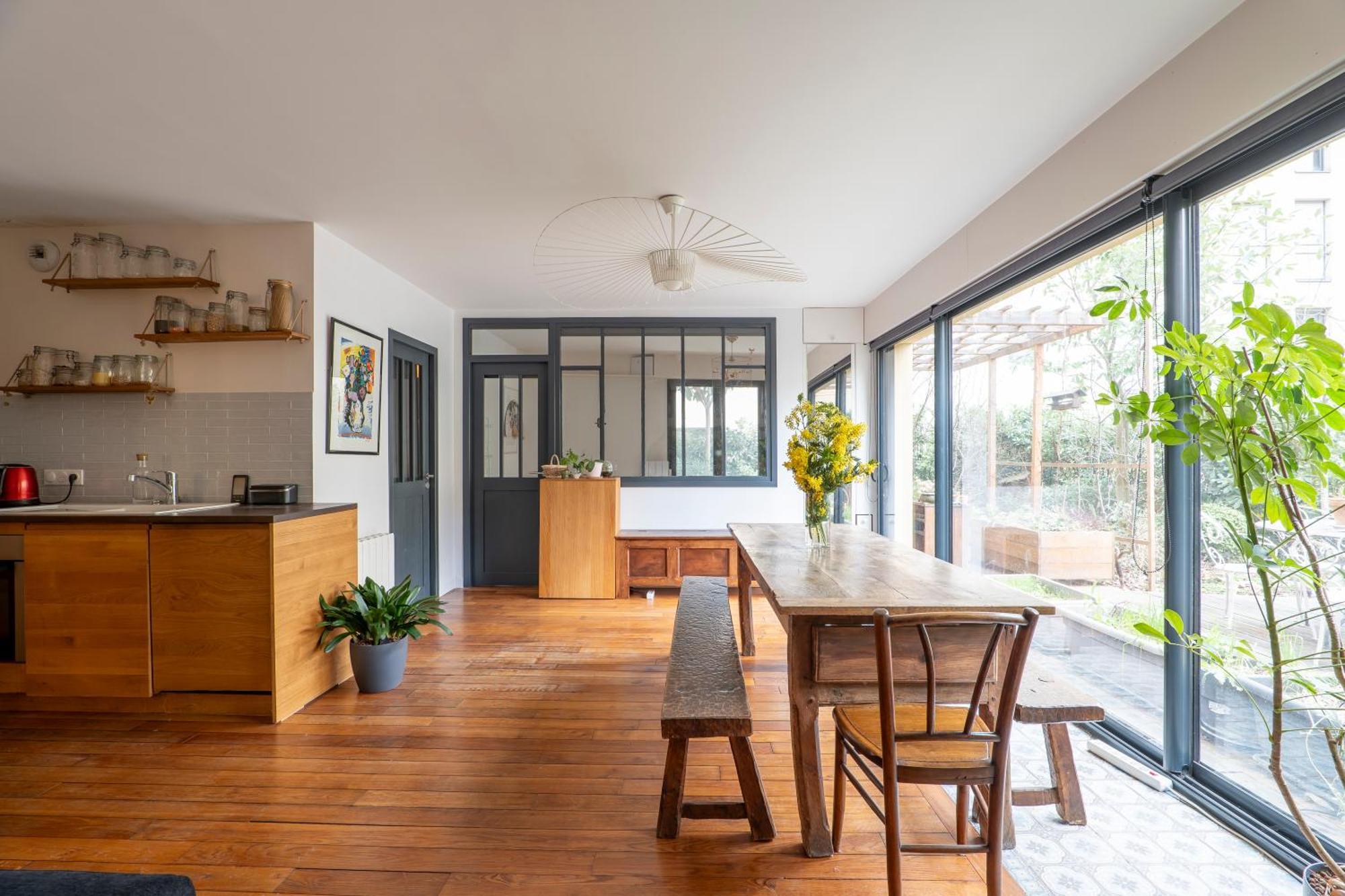 Apartment Veeve - Wooden Warmth Paris