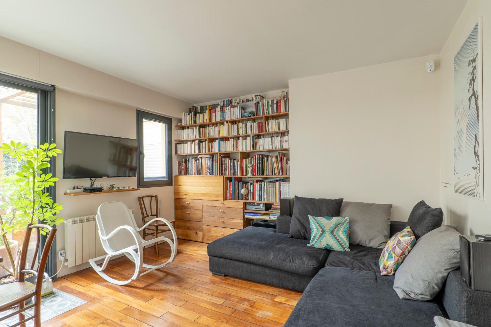 Veeve - Wooden Warmth Apartment Paris