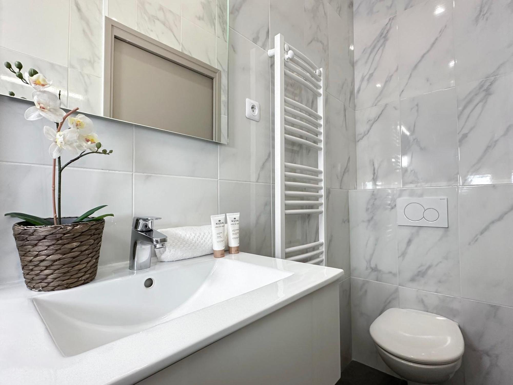 Spacious In Saint-germain-des-pres Paris