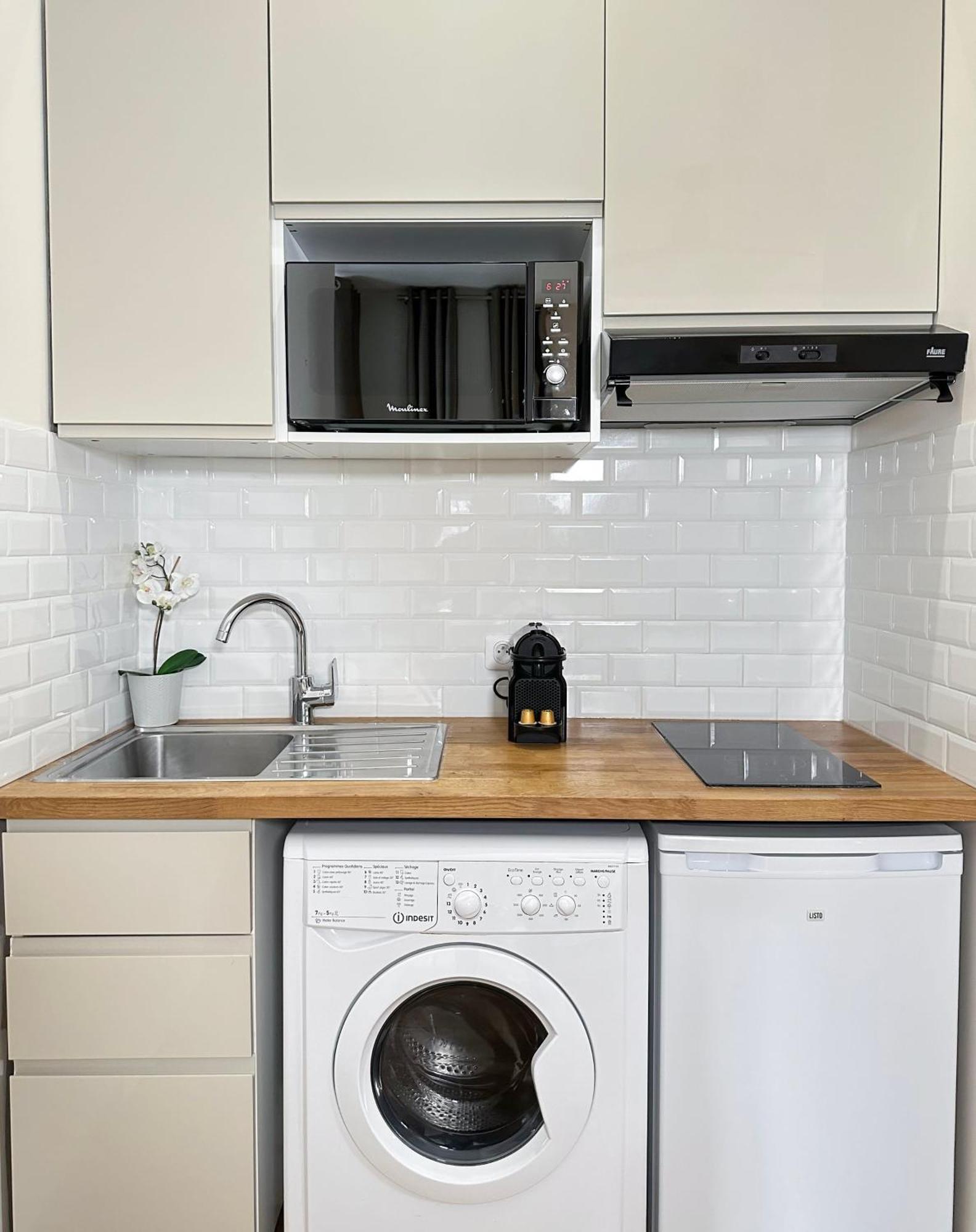 Spacious In Saint-germain-des-pres Apartment Paris