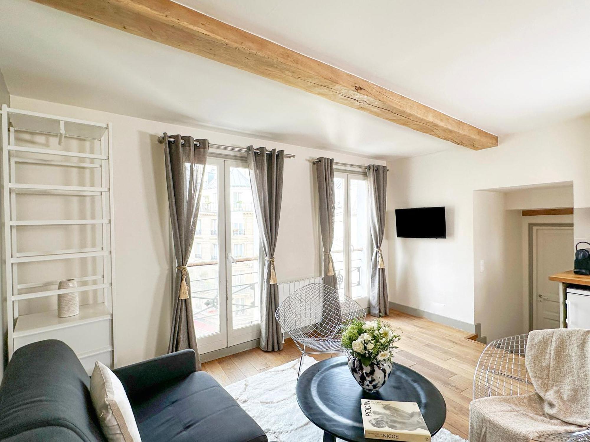 St Michel - Deluxe - Harpe Apartment