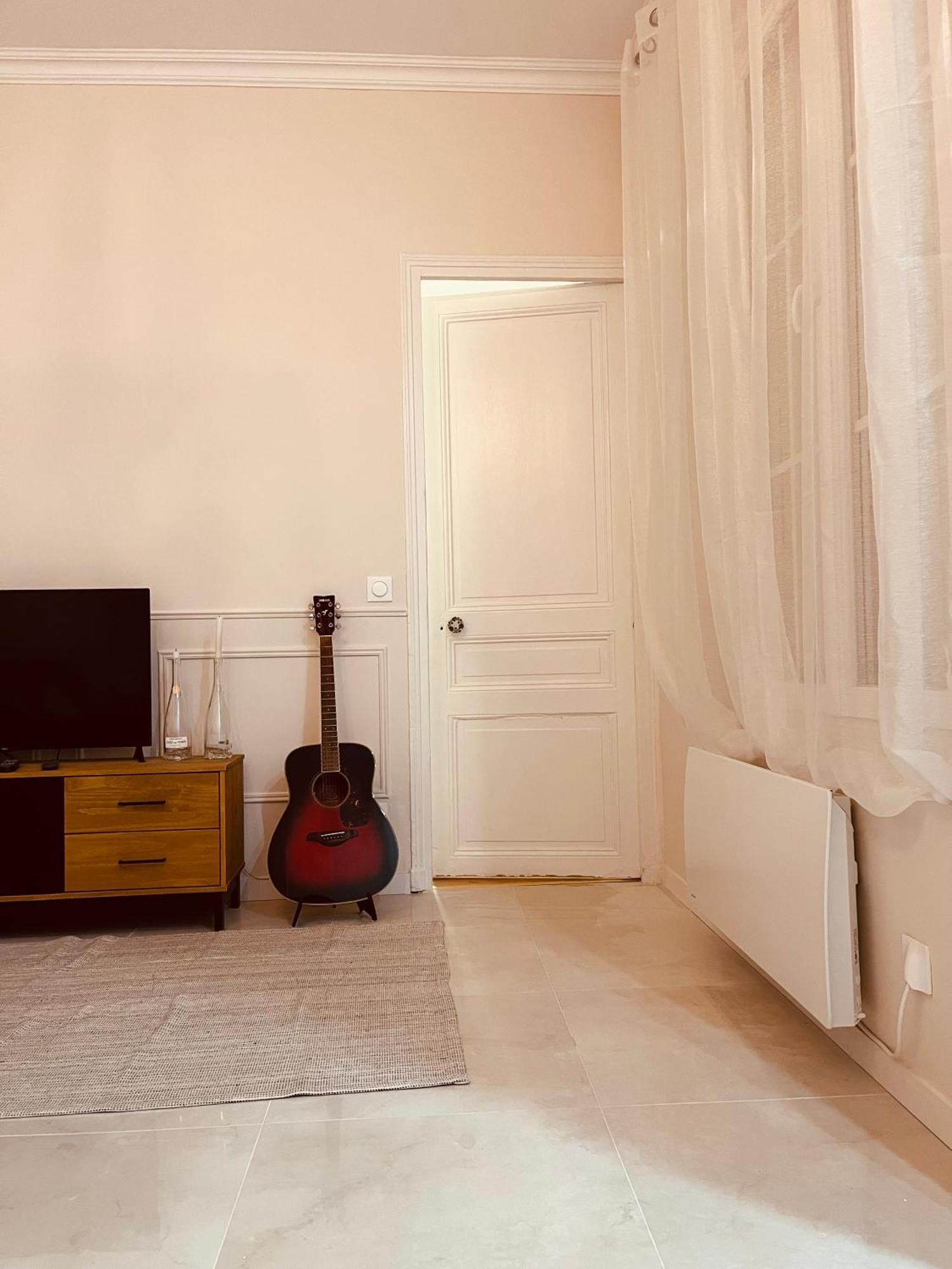 Charming Flat In 13eme * Paris