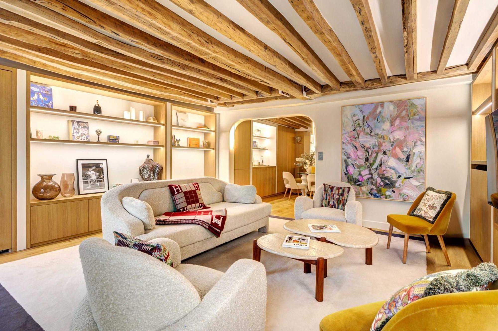 Elegance Et Confort Au Coeur De Apartment