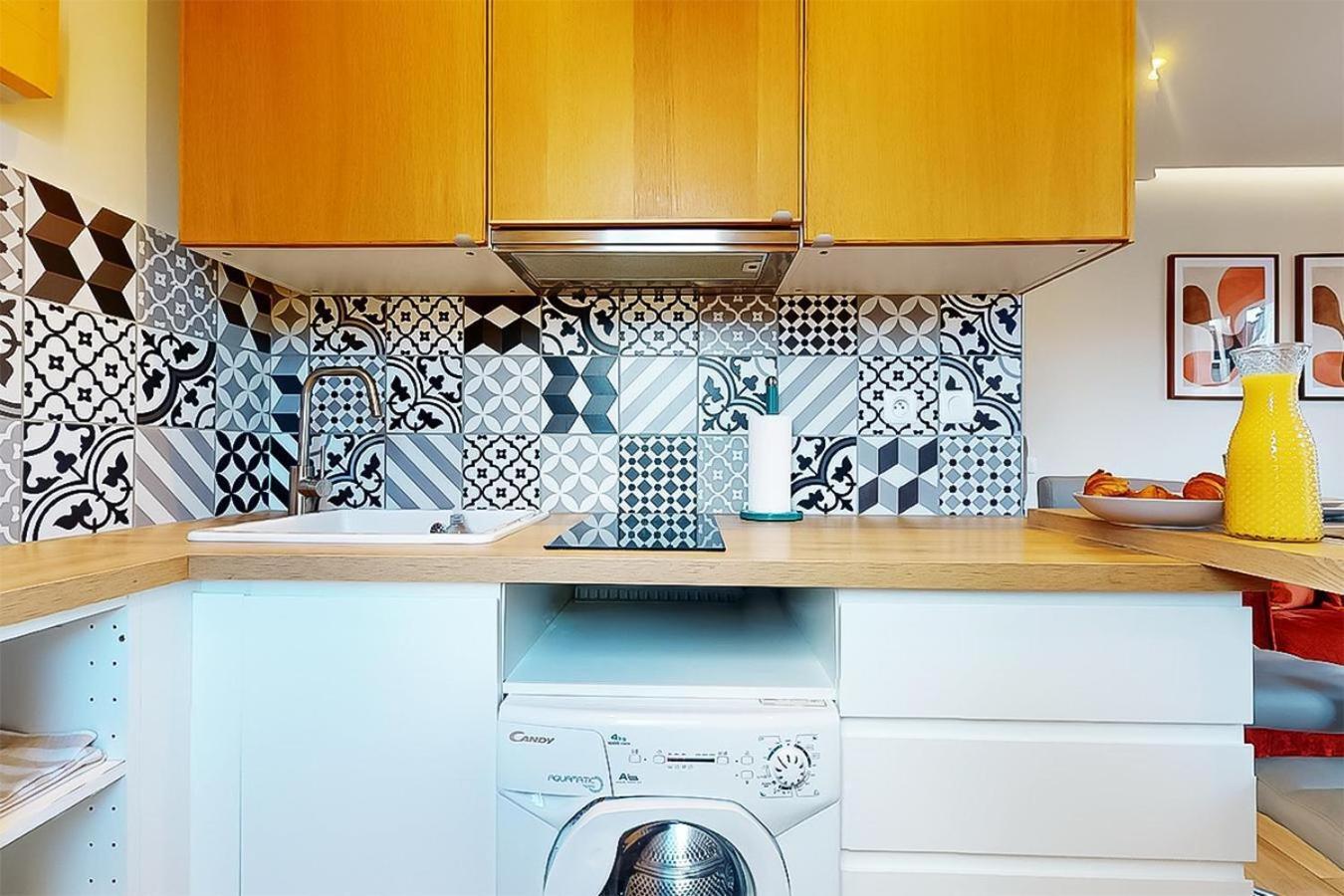 F2 Trocadero Apartment *
