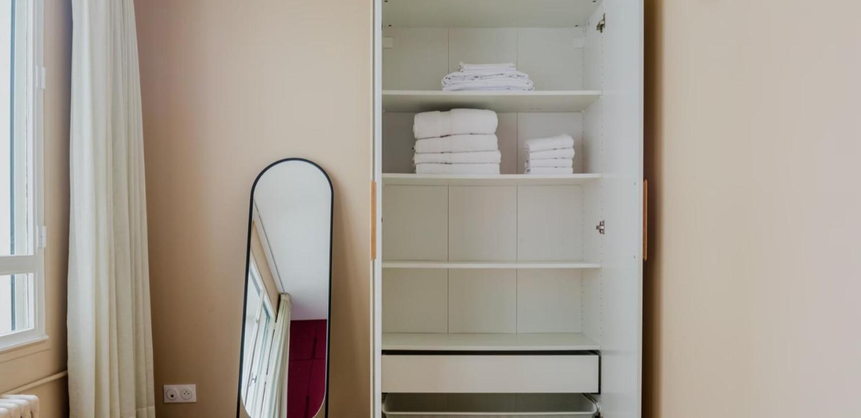 De Trois Appartement *