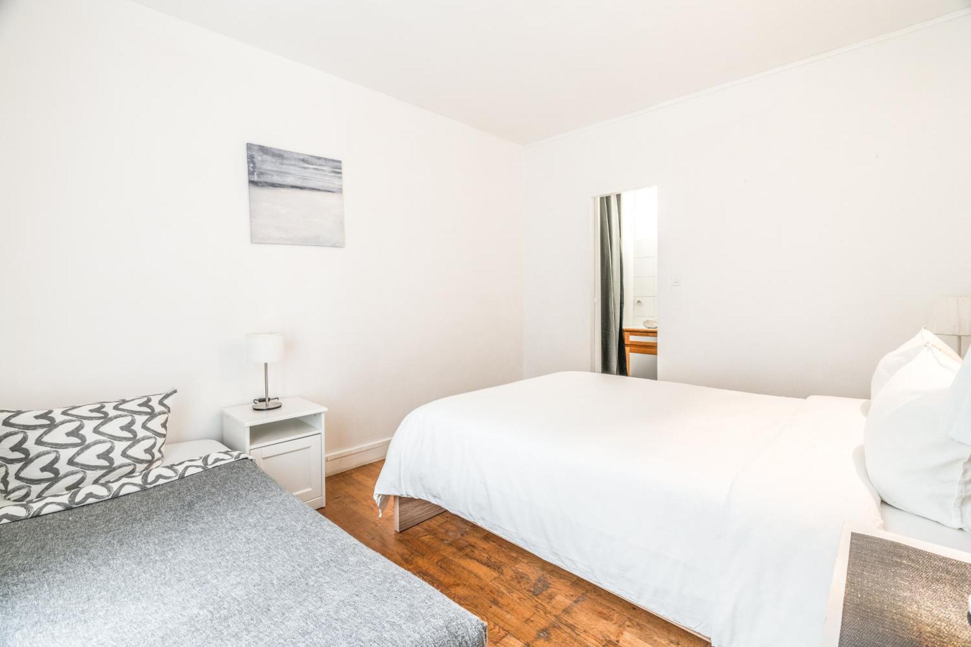 Levis Charming Place Appartement Paris