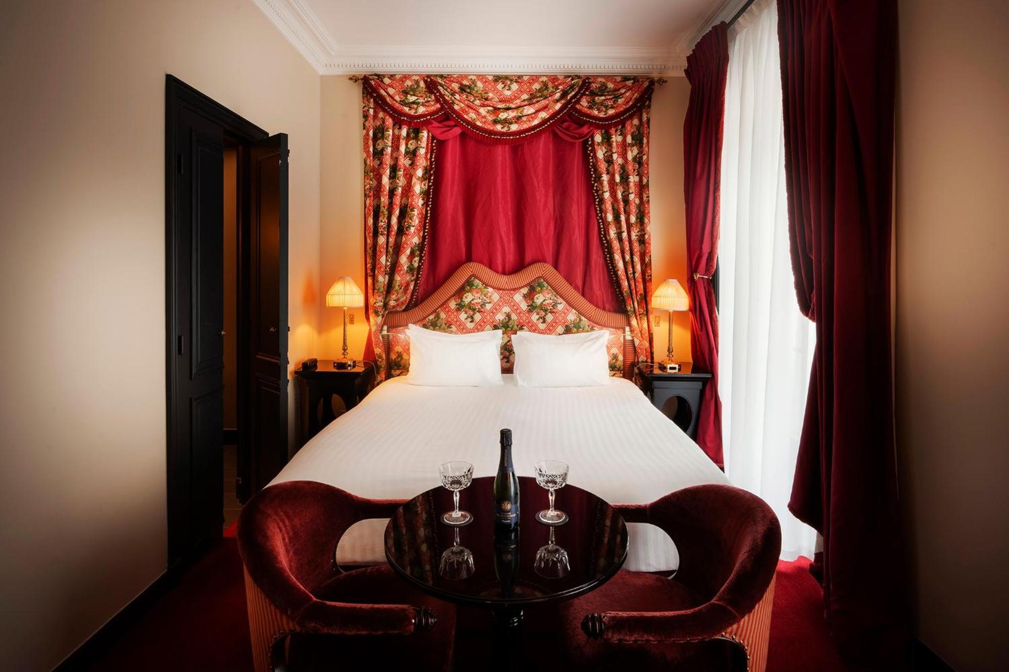Hotel Maison Athénée Paris