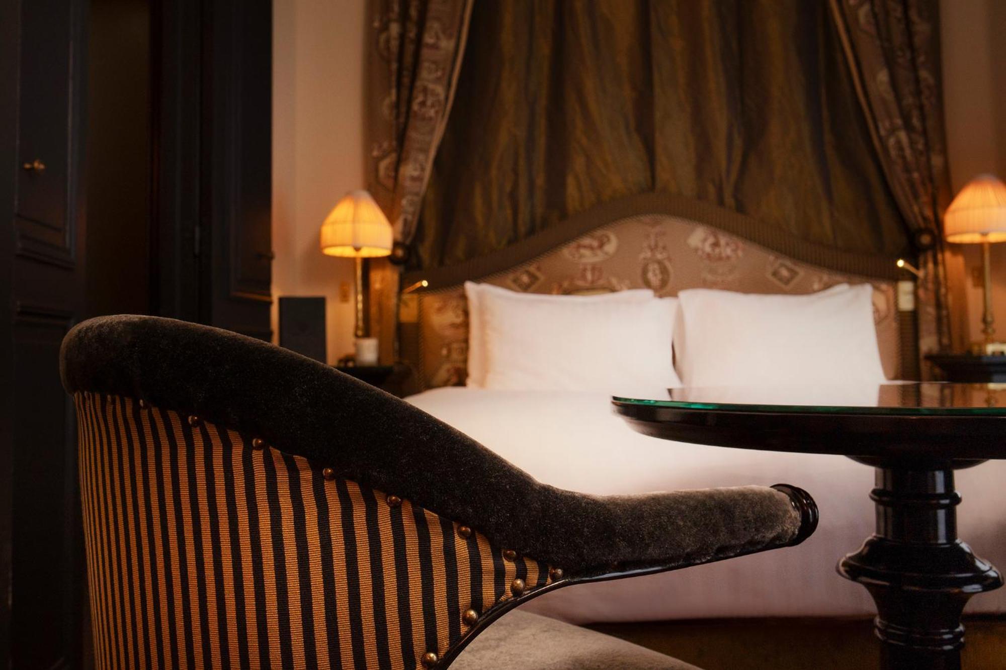 Maison Athénée 4* Paris
