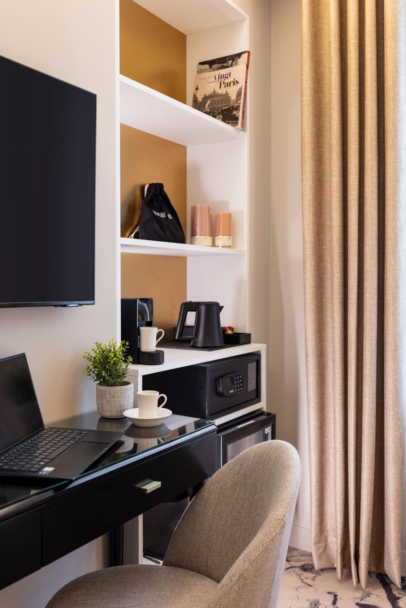 Hotel Mondial 3*