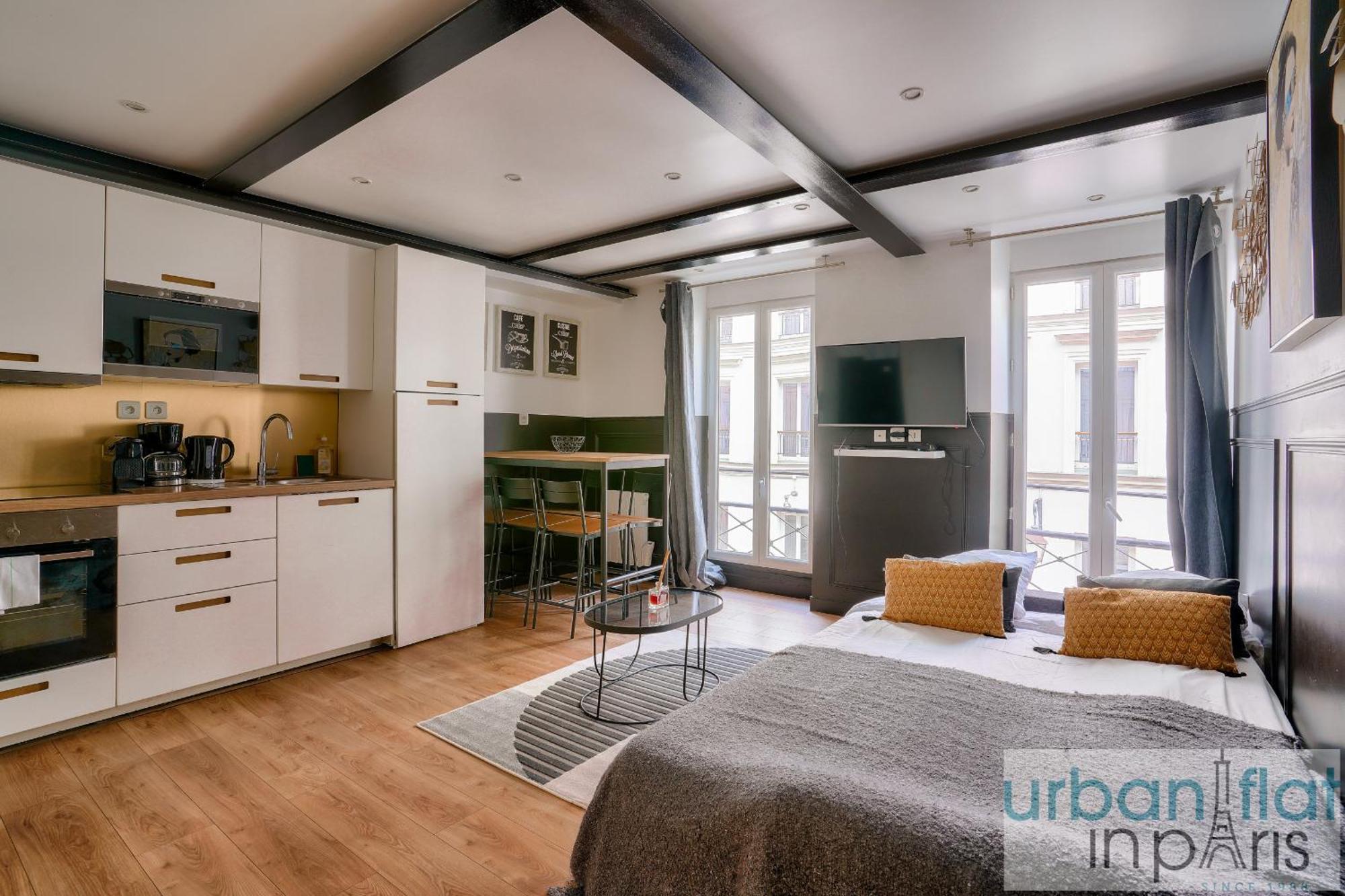 13 Luxury Flat Eiffel Design 2 Appartement Paris