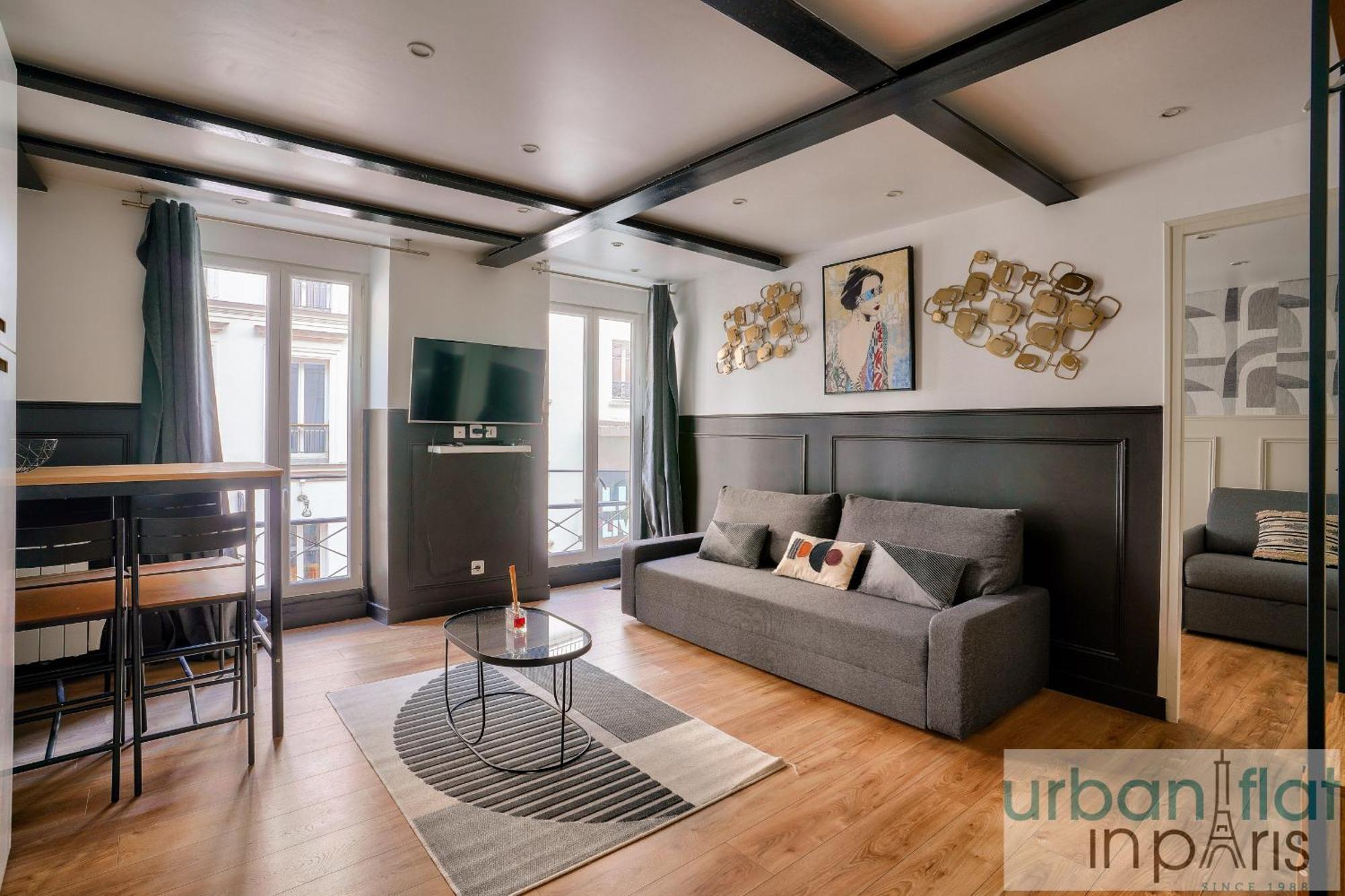 Appartement 13 Luxury Flat Eiffel Design 2 *