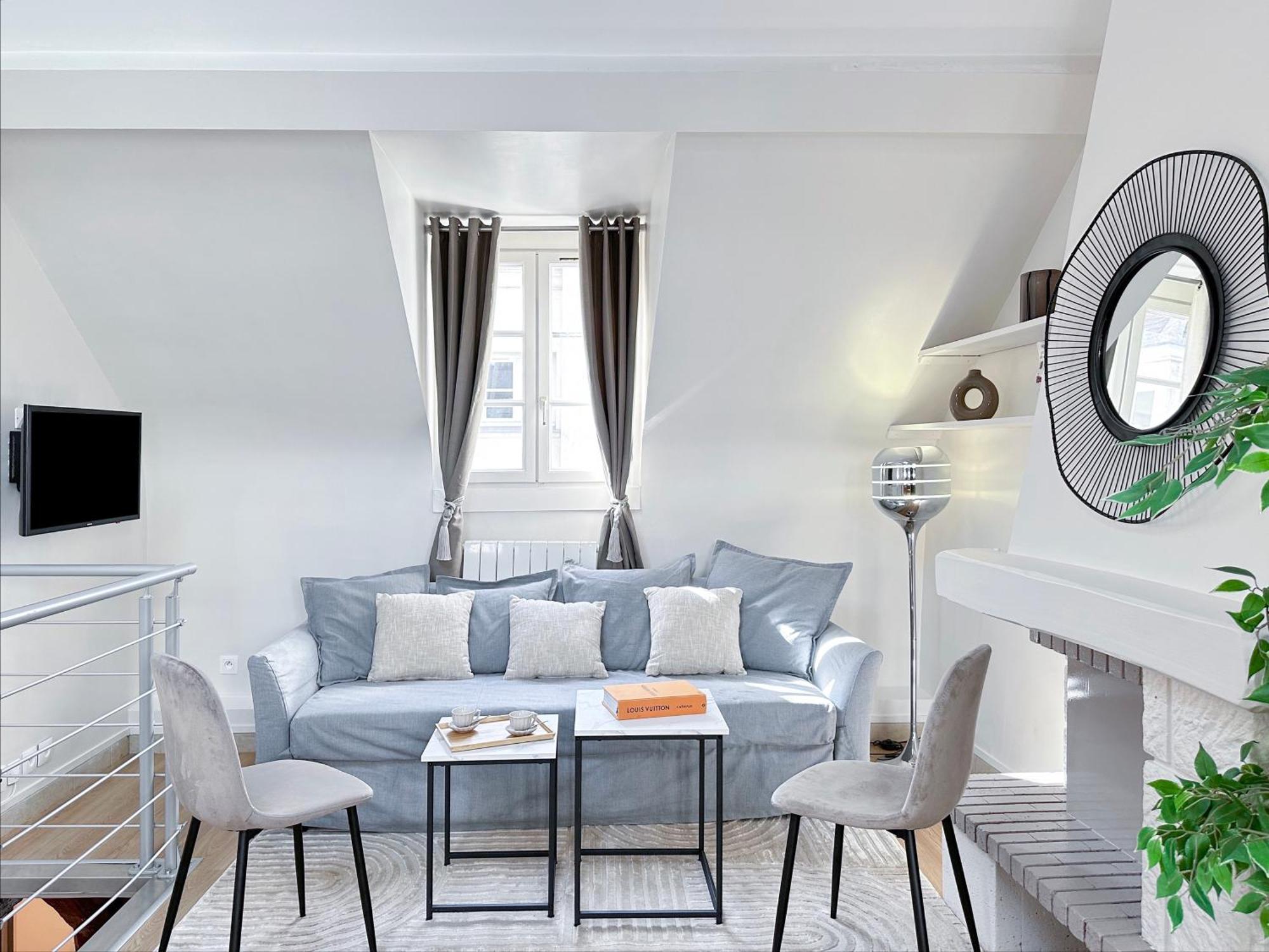 Saint Germain Des Prés - Amazing Duplex - 2066 *