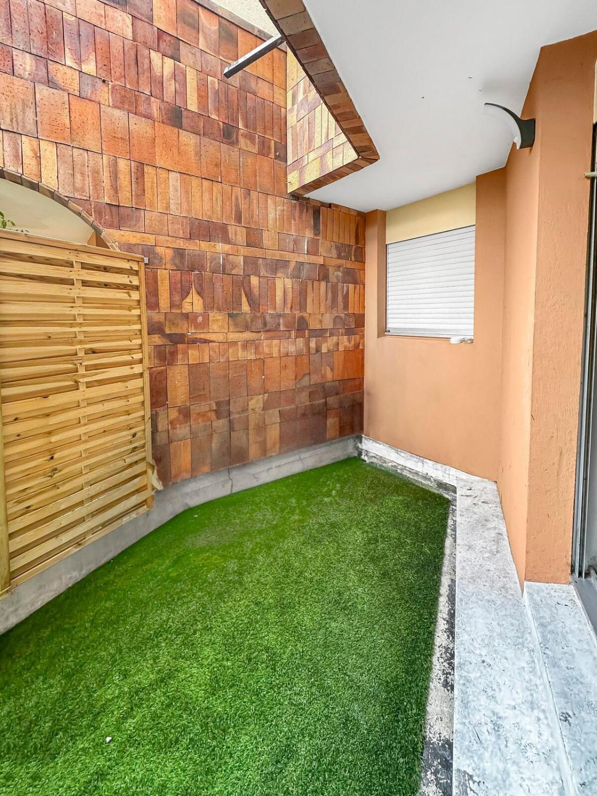 Superbe En Plein Avec Parking Appartement