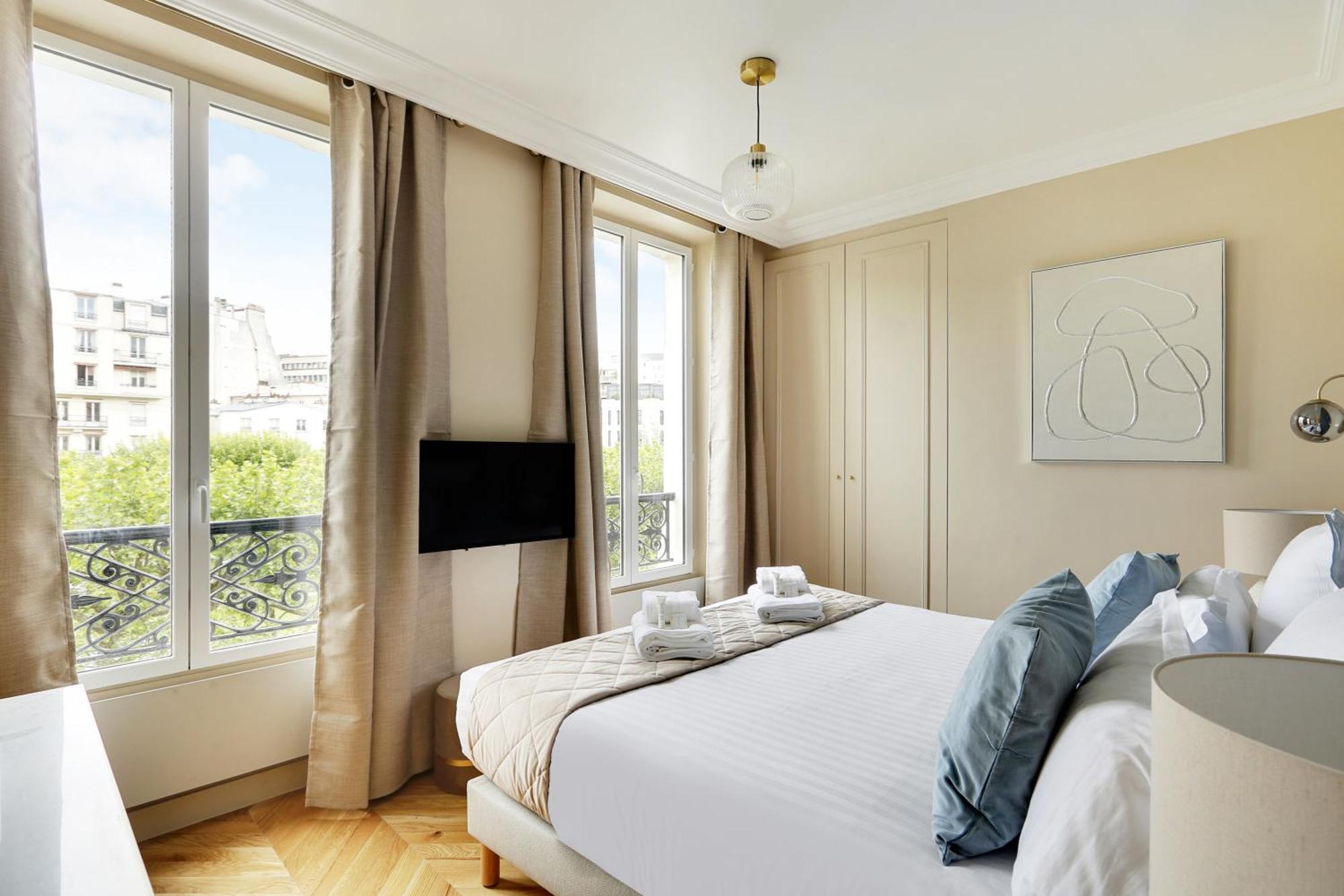Pick A Flat's In Invalides - Avenue De Breteuil *