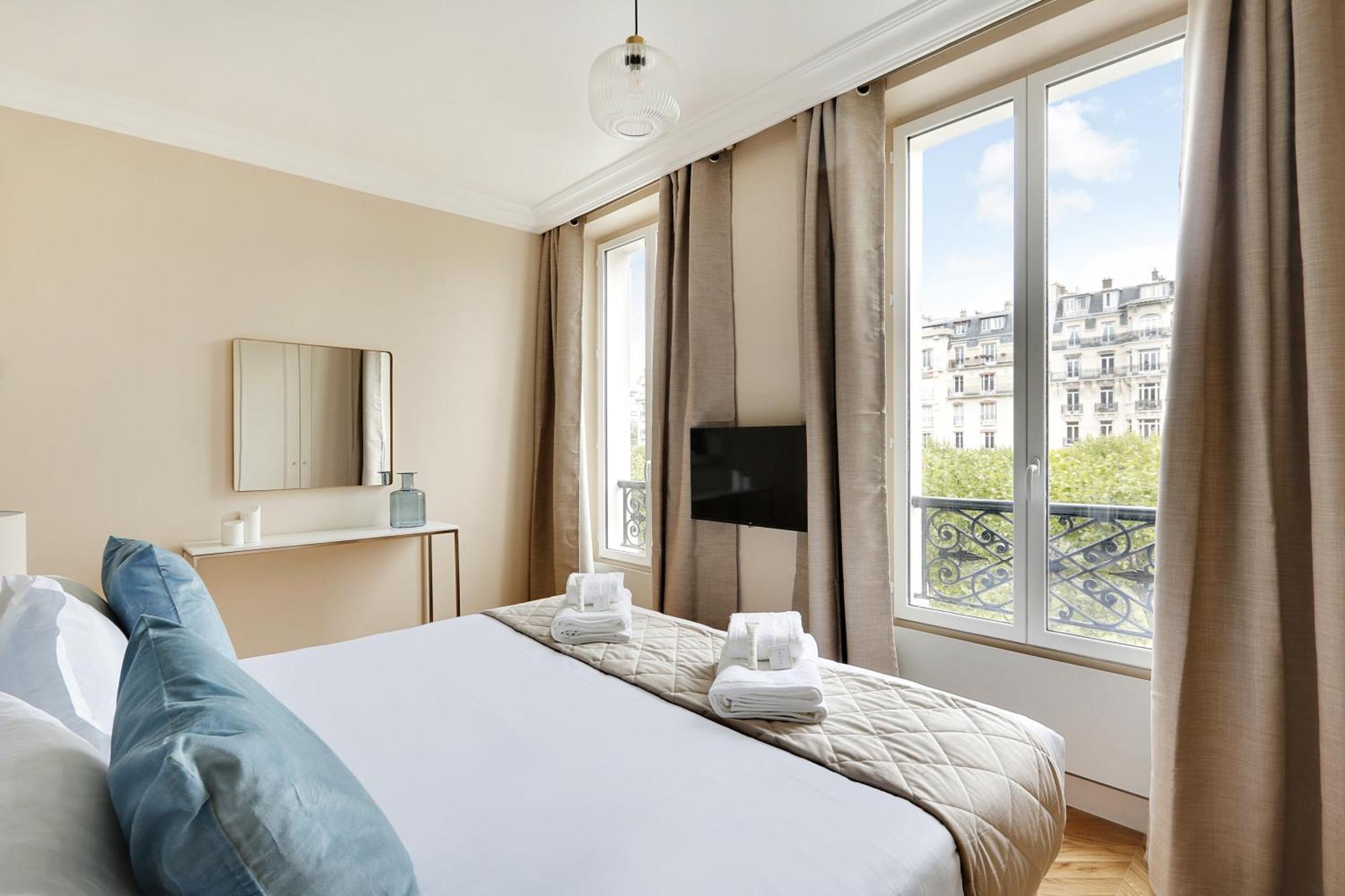 Pick A Flat's In Invalides - Avenue De Breteuil * Paris