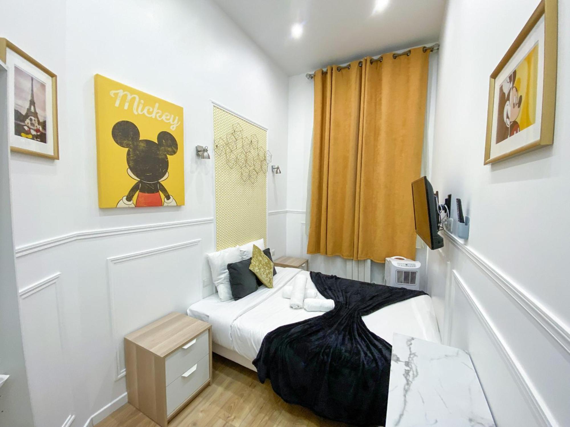Urban Flat 72 - Pretty 3 Bedroom Flat - Triangle D Or Apartment *