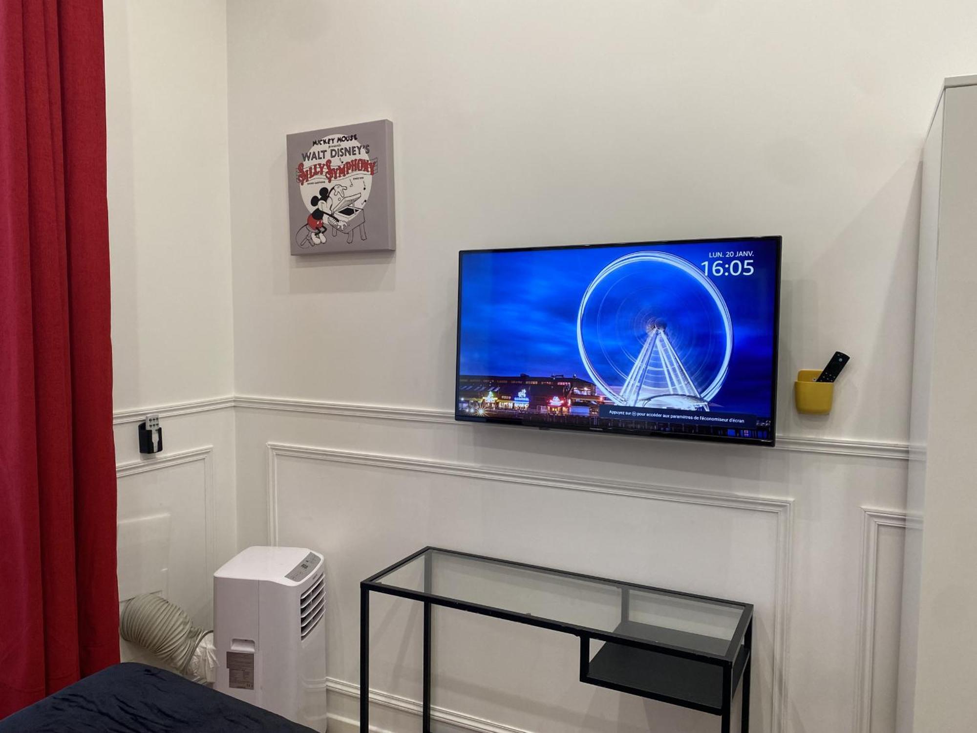 Urban Flat 72 - Pretty 3 Bedroom Flat - Triangle D Or