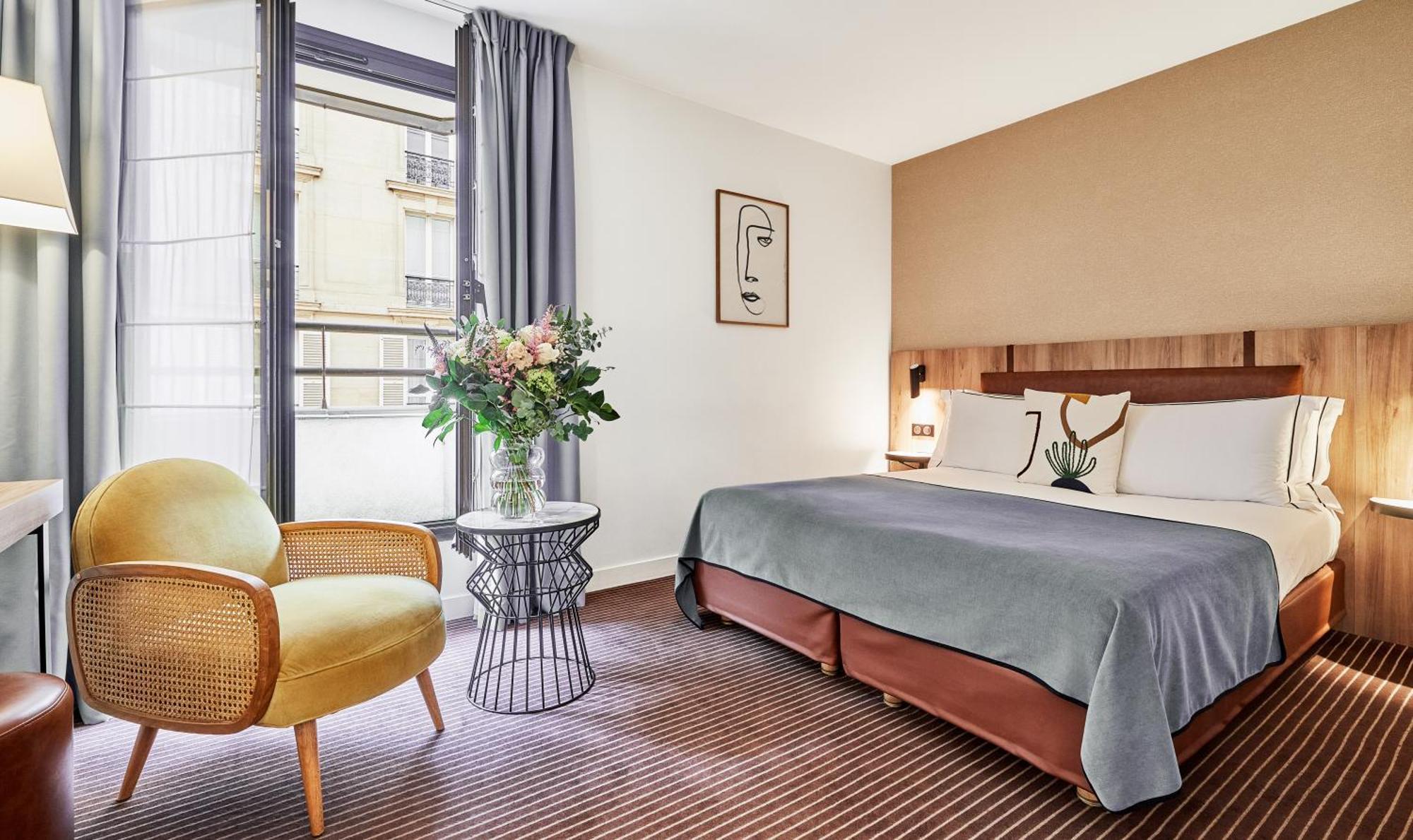 Hotel Plaza Tour Eiffel Paris