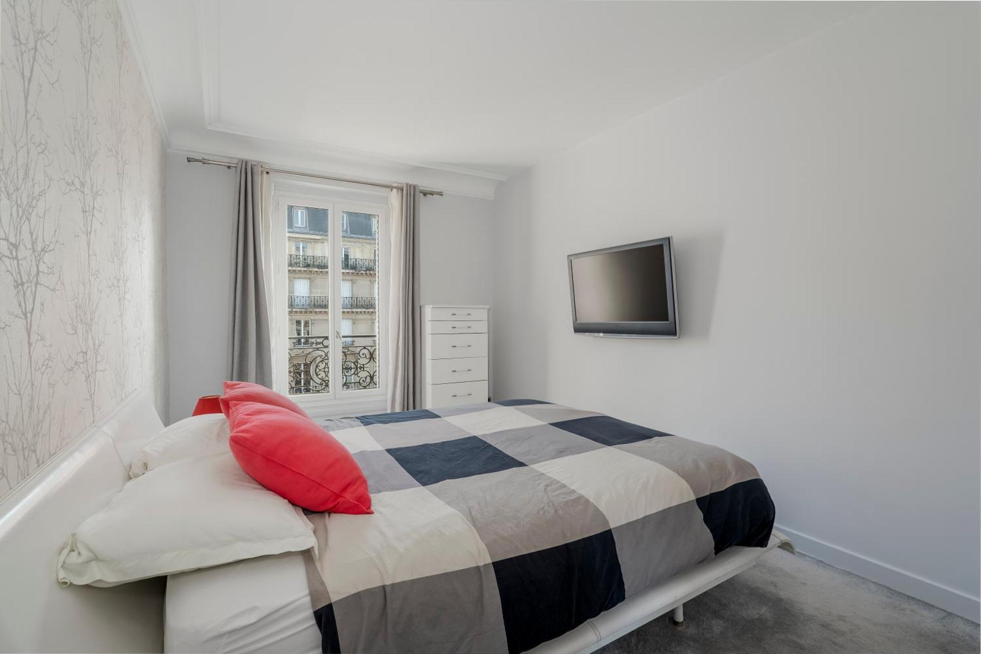 4 Bedroom Avenue Kleber Paris