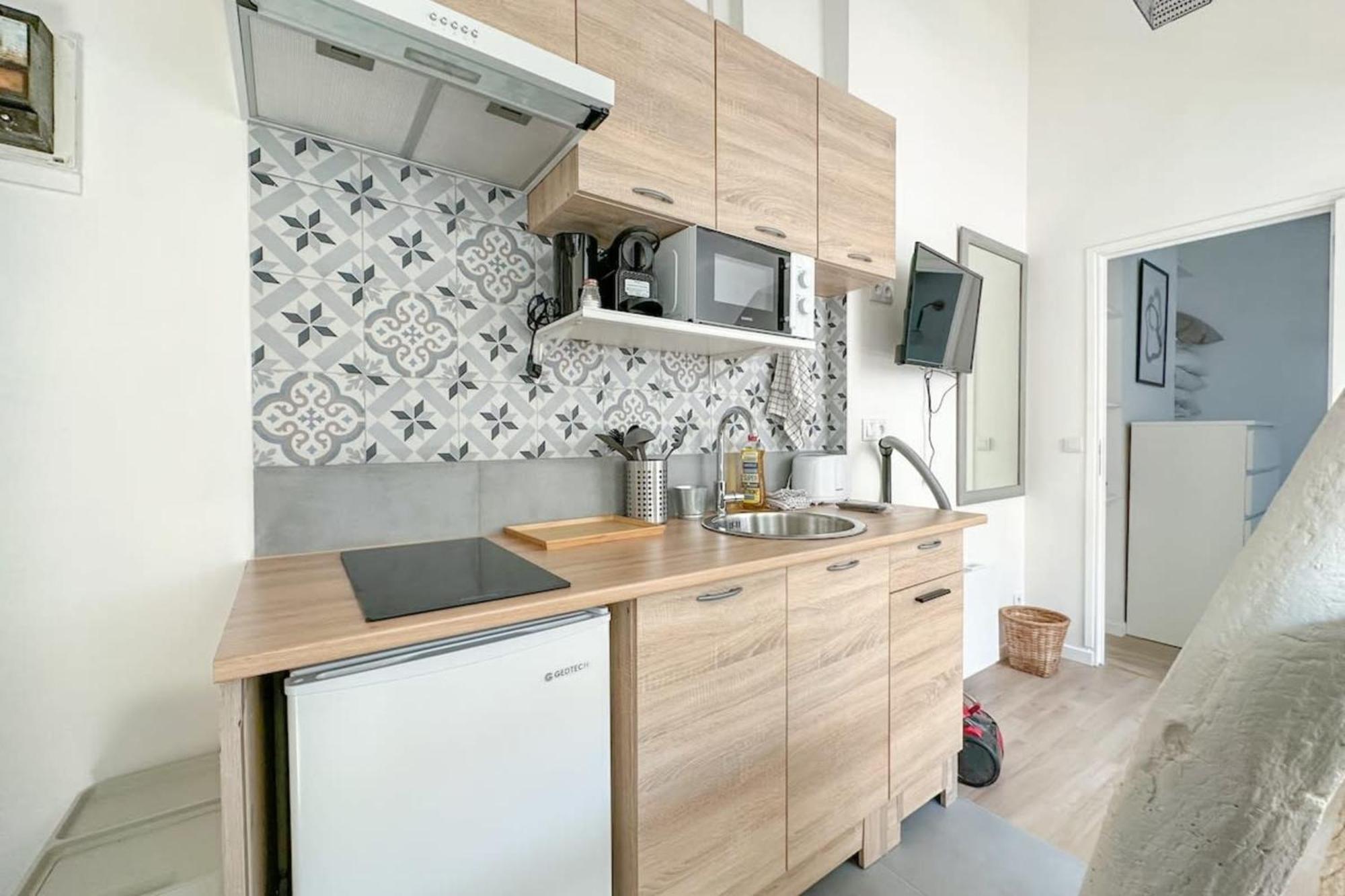 Flexliving - - Charlot Apartment