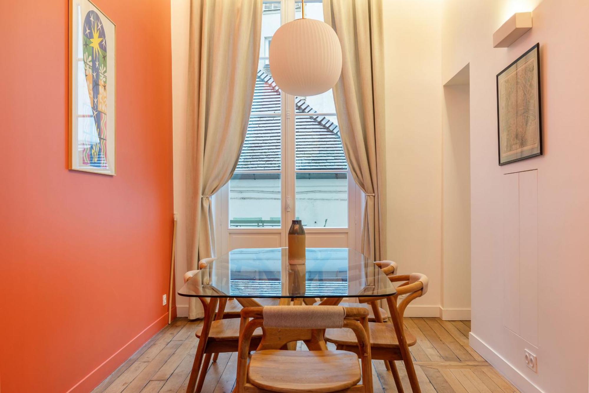 Mousquetaire Apartment