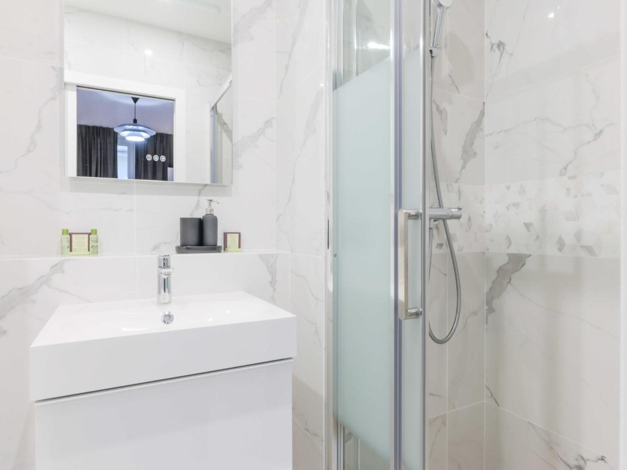 Magnificent - 4br 10p - Arc De Triomphe Apartment *