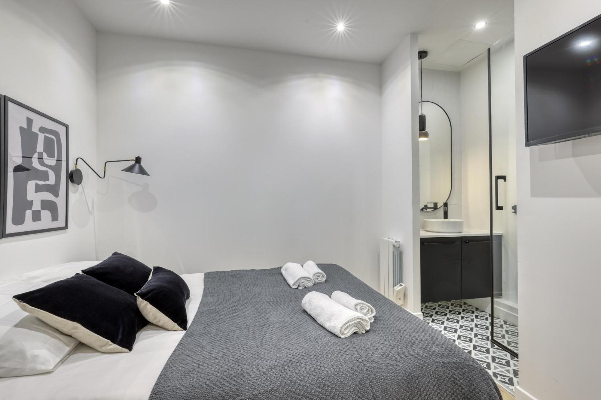 And New 2 Bedrooms Flat - Heart Of 02 * Paris