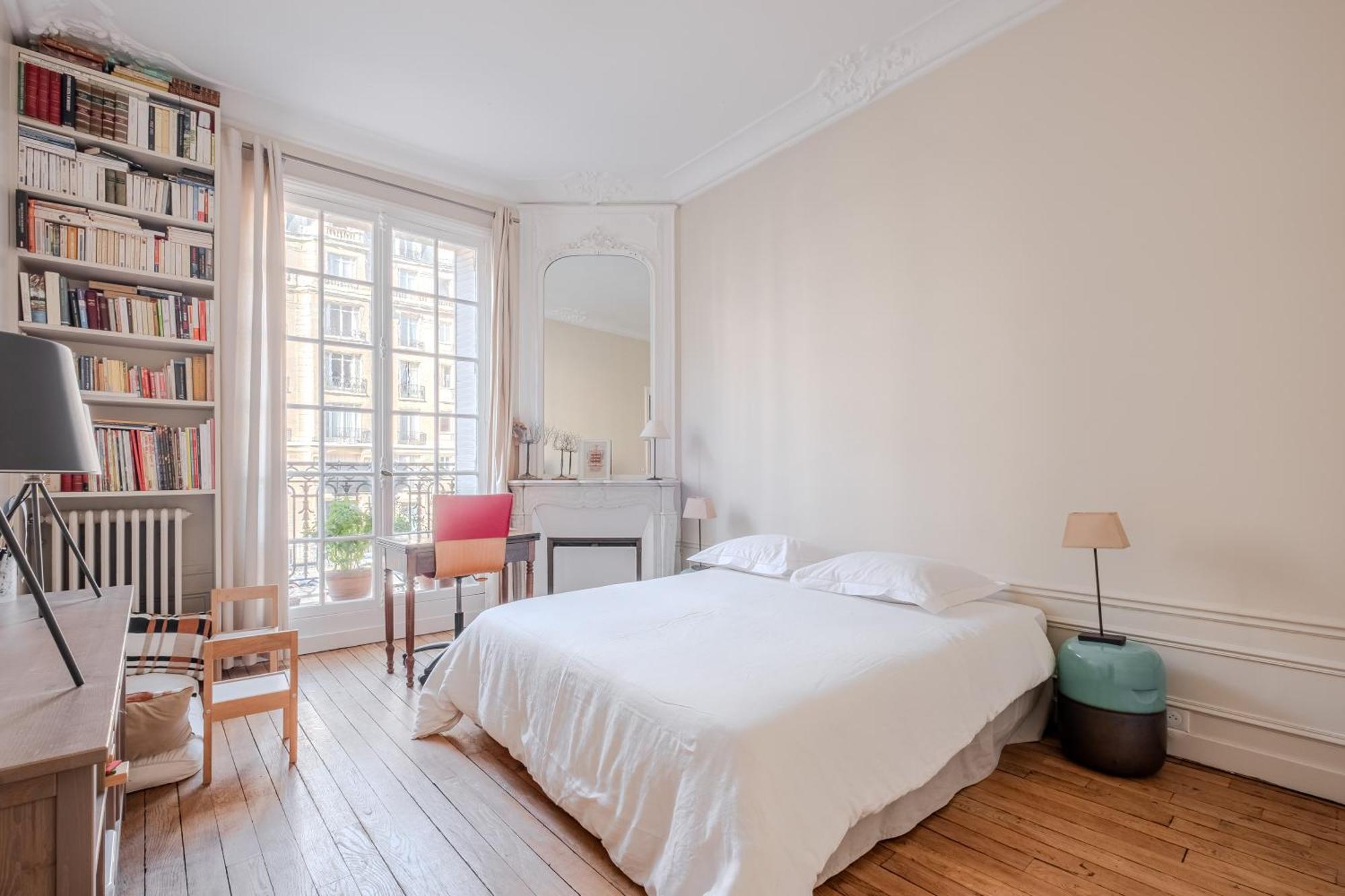 Apartment Veeve - Classical Symphony Paris