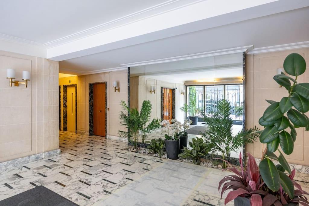 Cozy Near The Eiffel Tower Apartment
