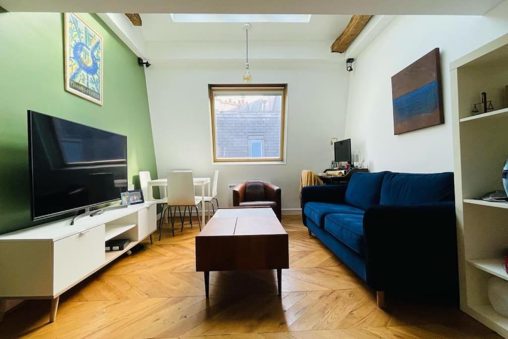 Bright Duplex On The Floor - Close To Opera Apartment