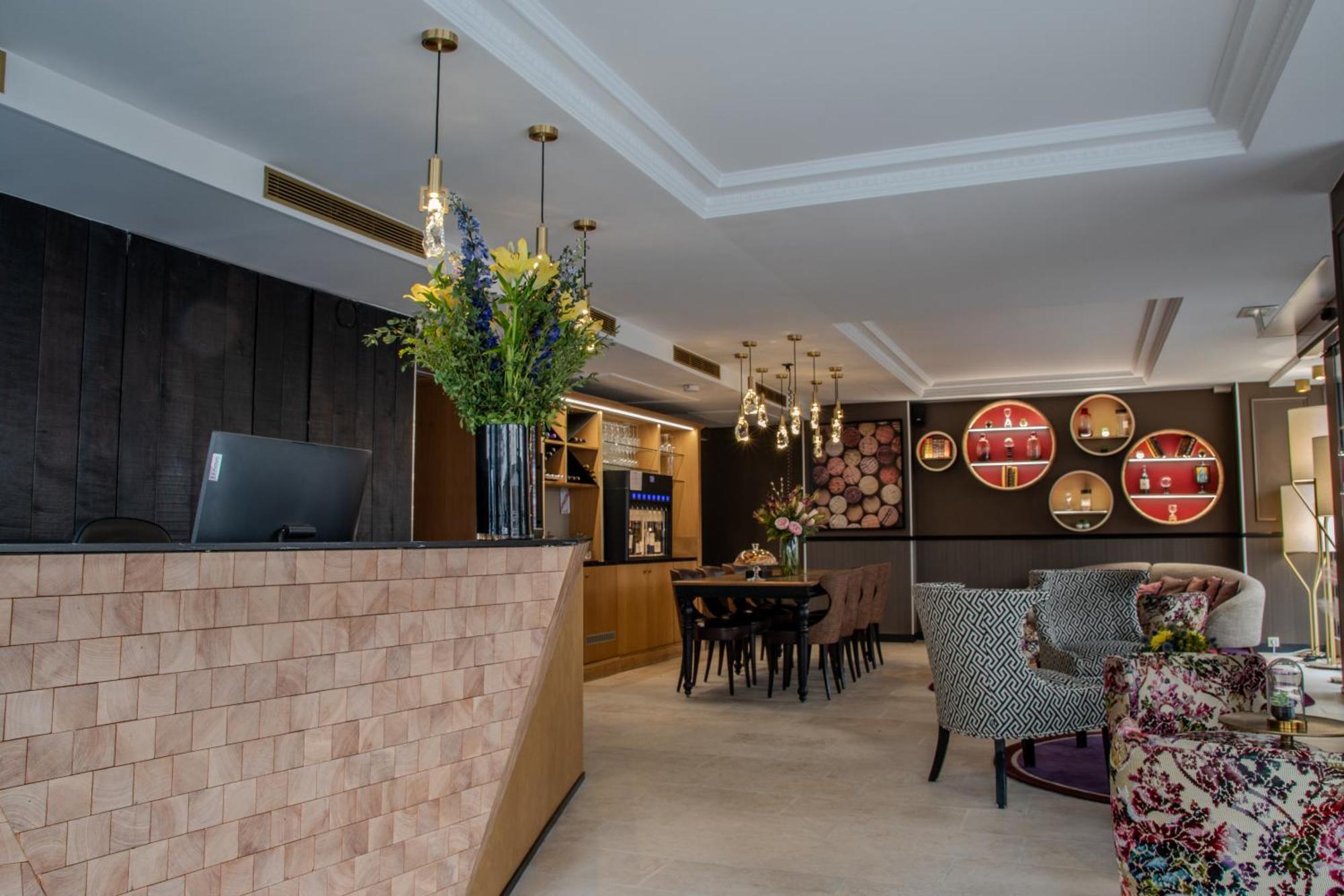 Du Cadran 4* Paris