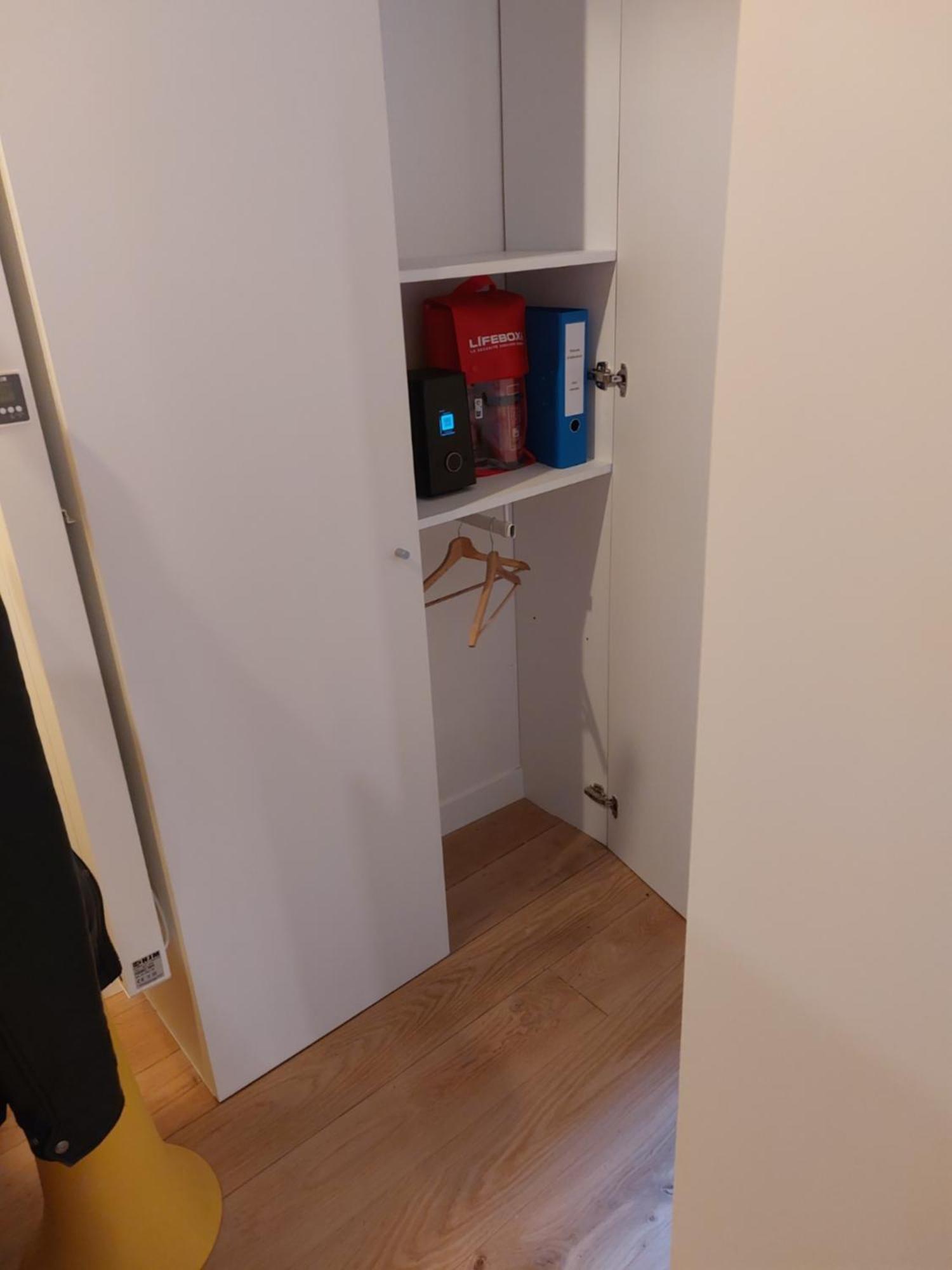 Apartment Centre - At