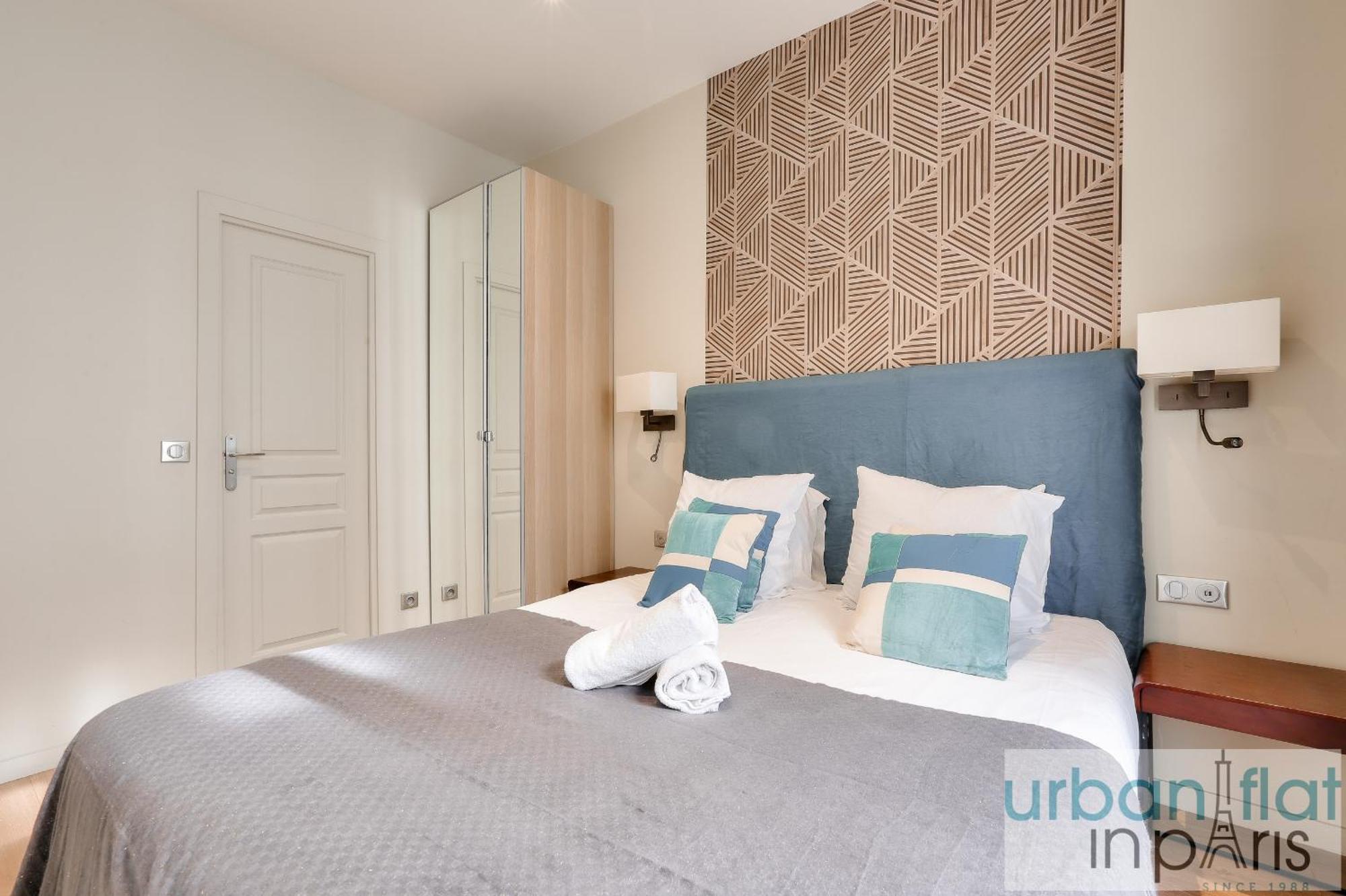 Apartment 61- Big Luxury Parisian Flat 2dd *