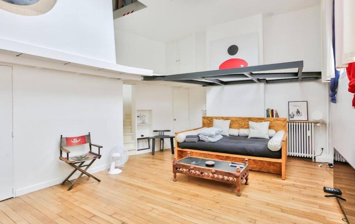 Apartment On Rue Pierre Fontaine *