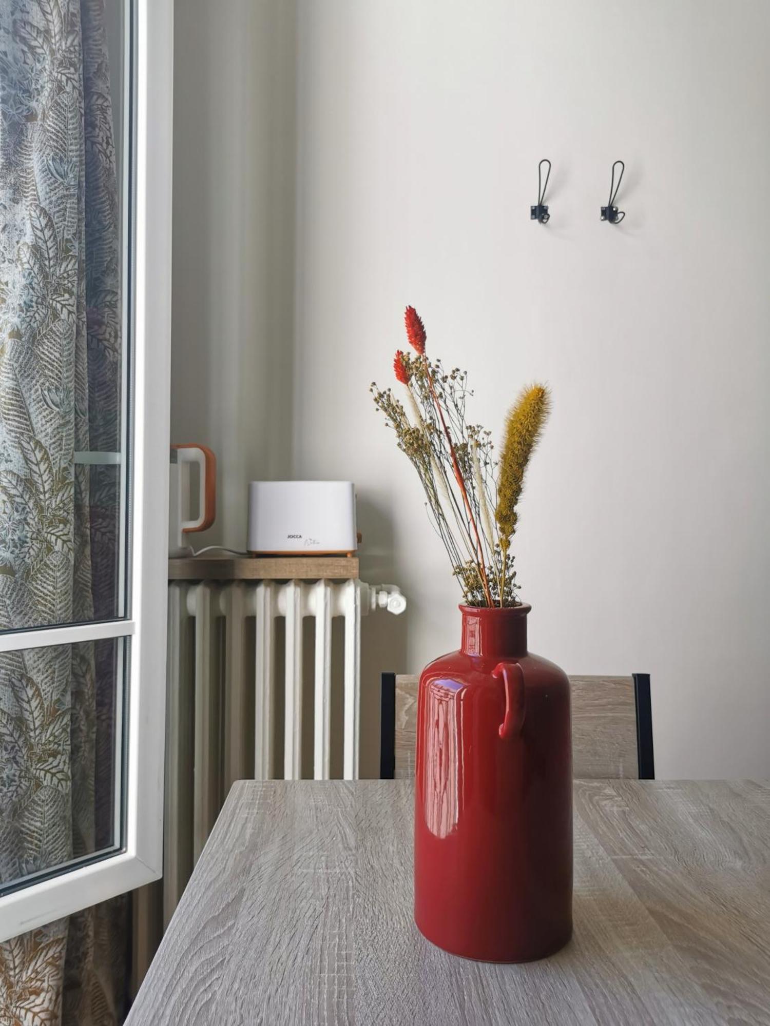Apartment Lovely And Bright In Montmartre