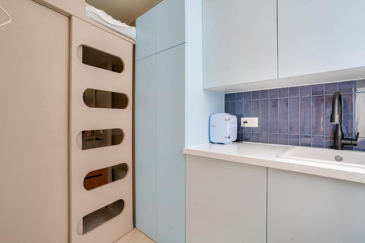 Renovated In The Heart Of The Marais Apartment