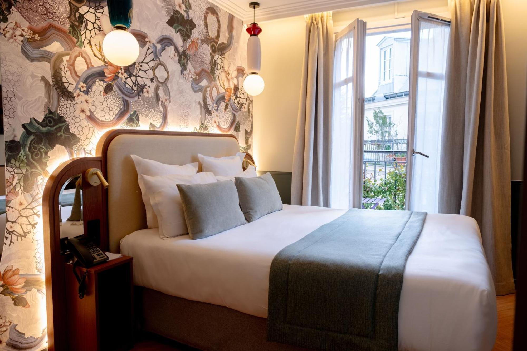 Hotel Grand Saint Michel Paris