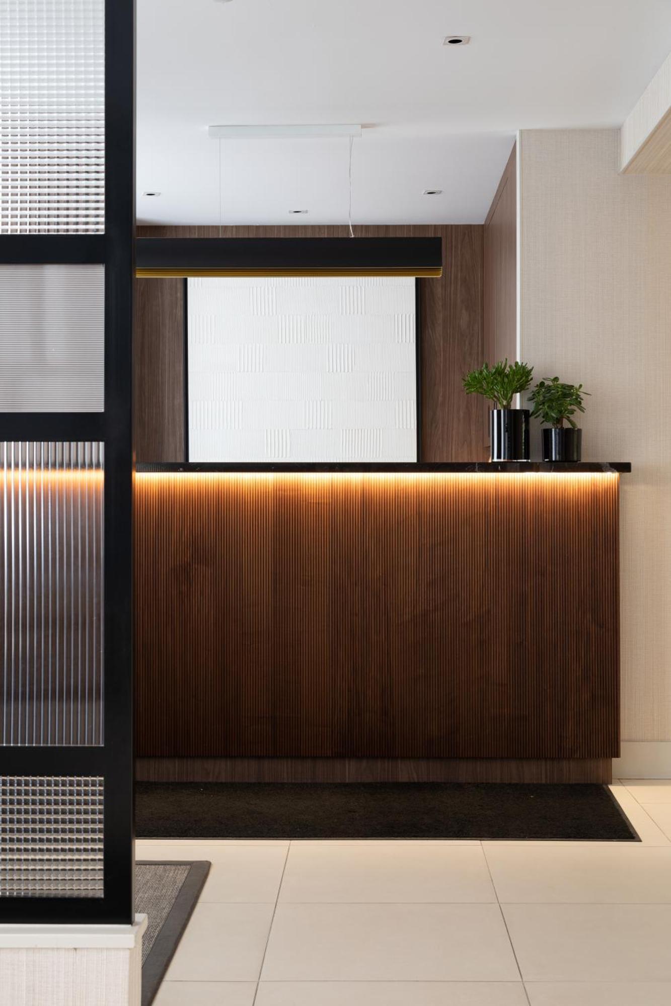 Moderniste 4*