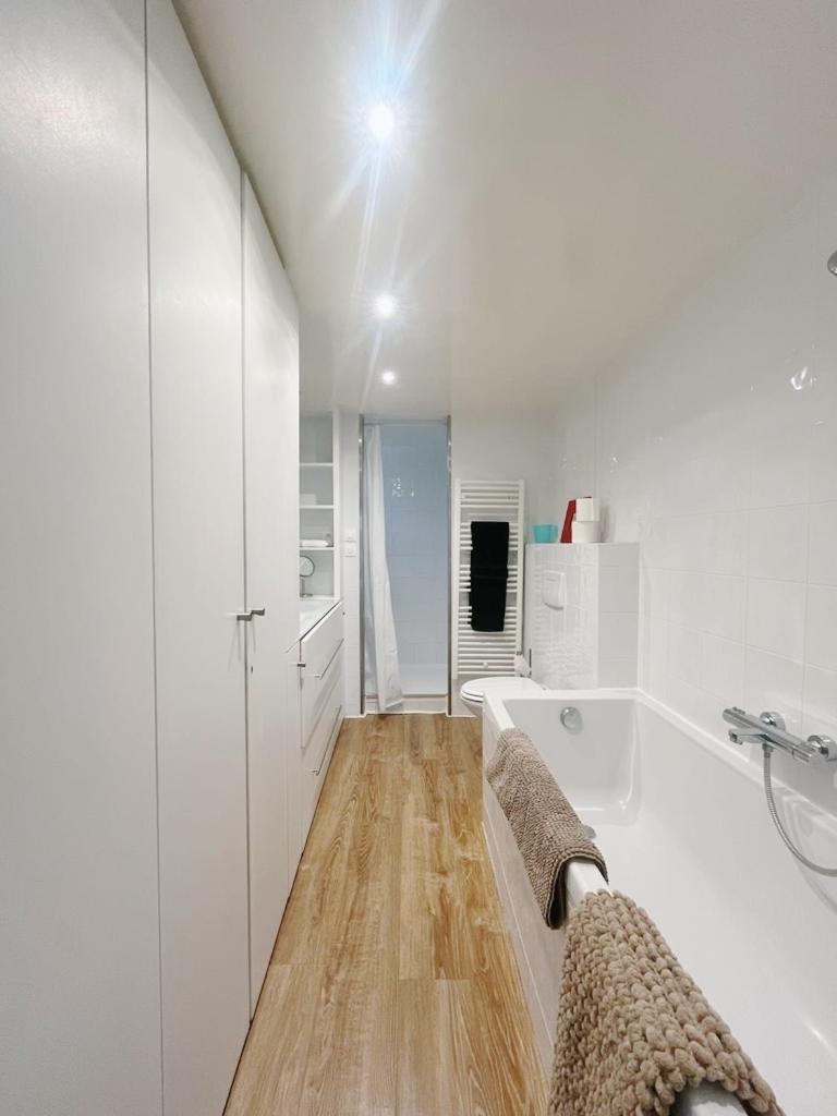 Maison Antoinette - Maison Nomade Chic Apartment Paris