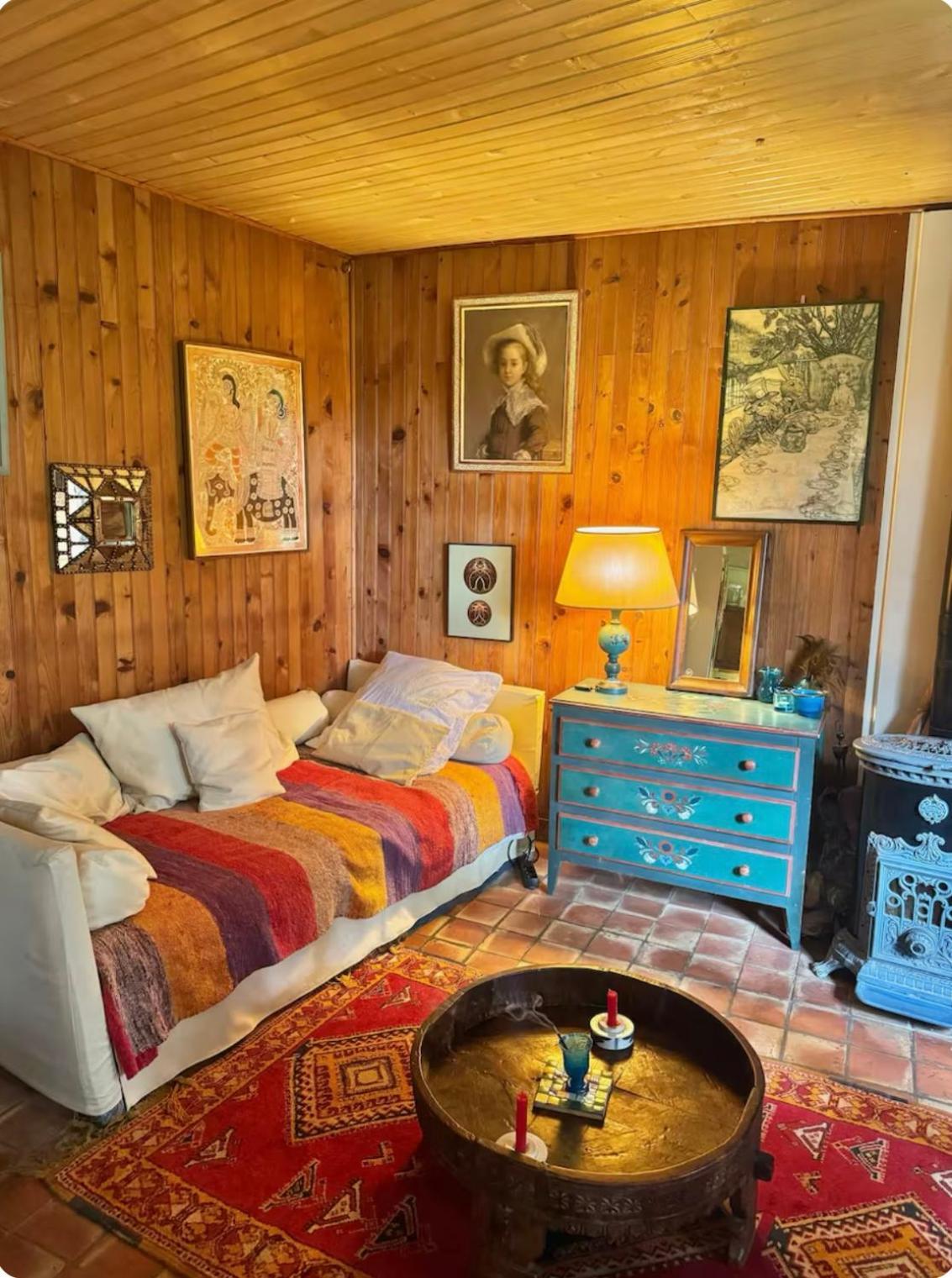 Montmartre Hidden Artist Loft Apartment *
