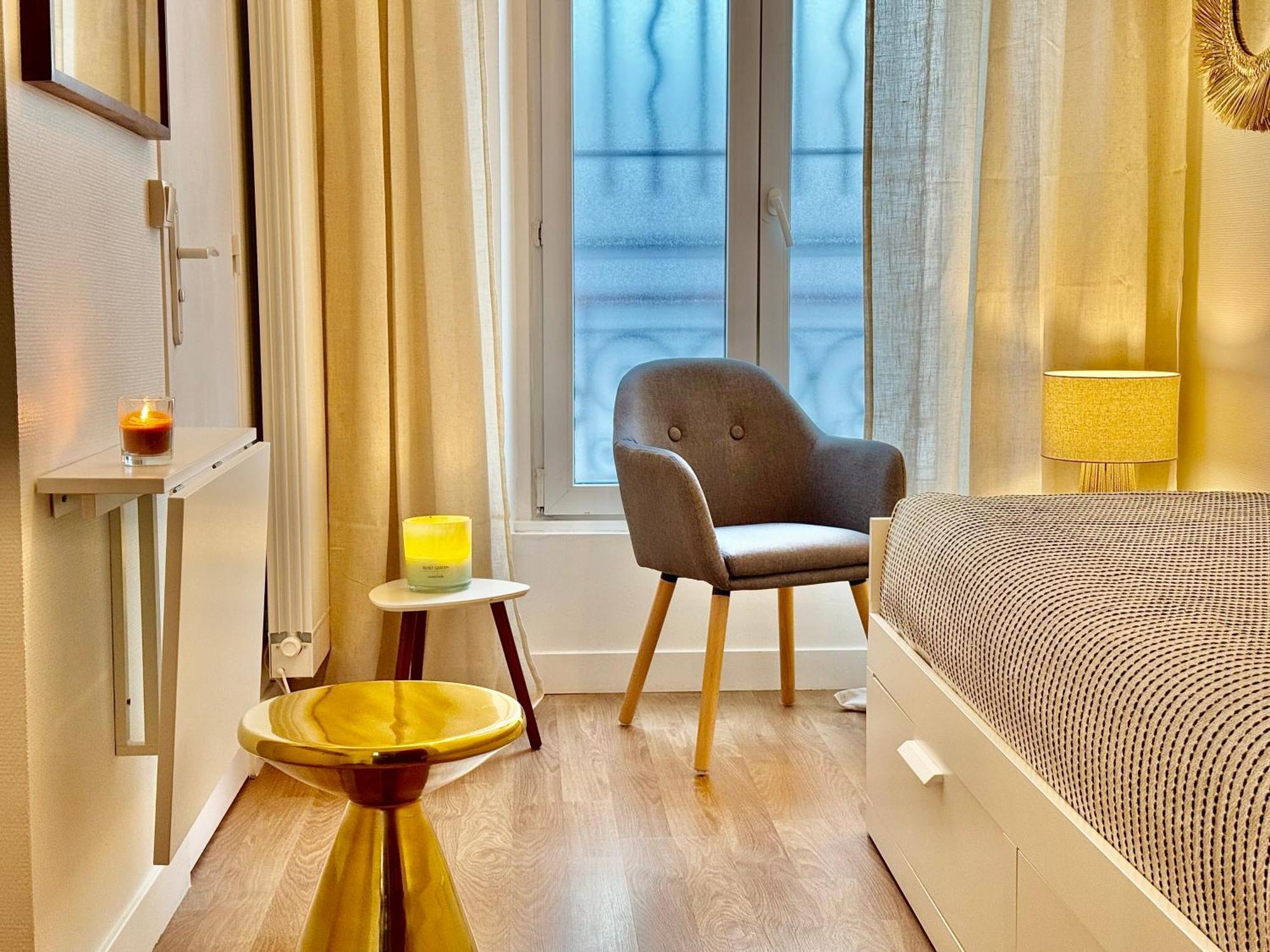 Petit Apartment