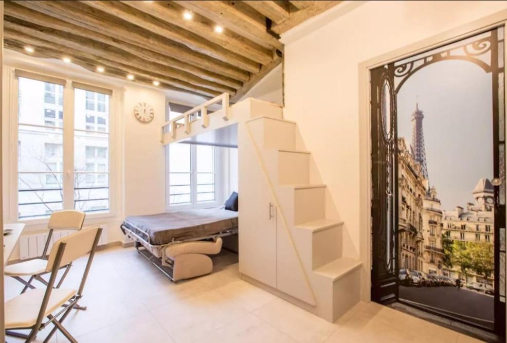 501 Simon - Superb Marais District Paris
