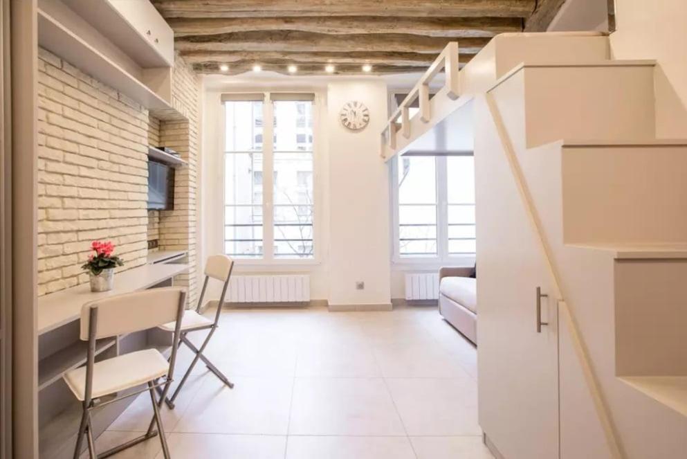 501 Simon - Superb Marais District *