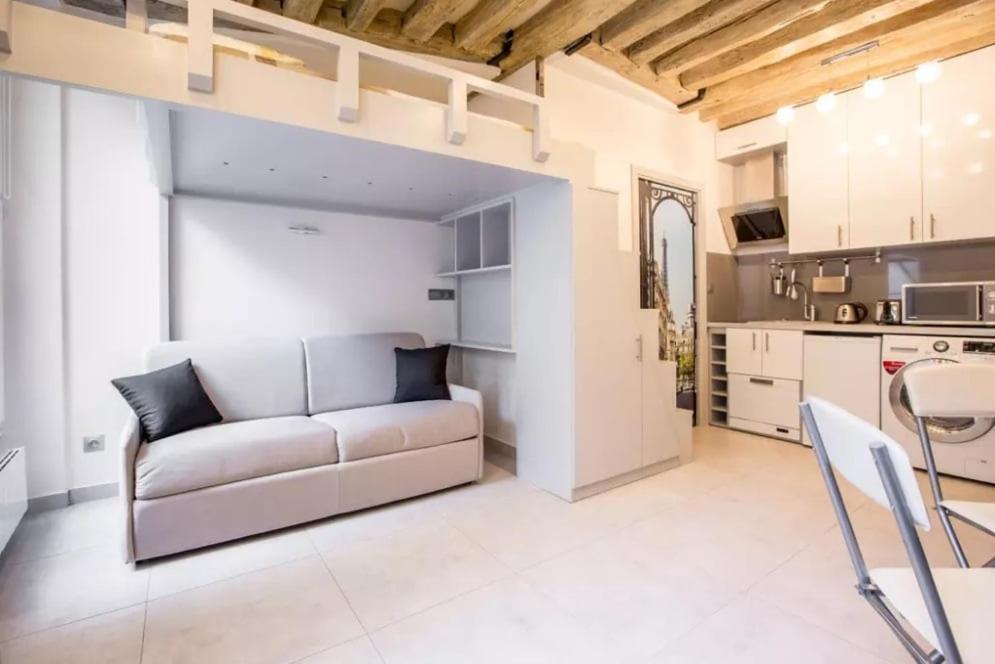 Apartment 501 Simon - Superb Marais District *