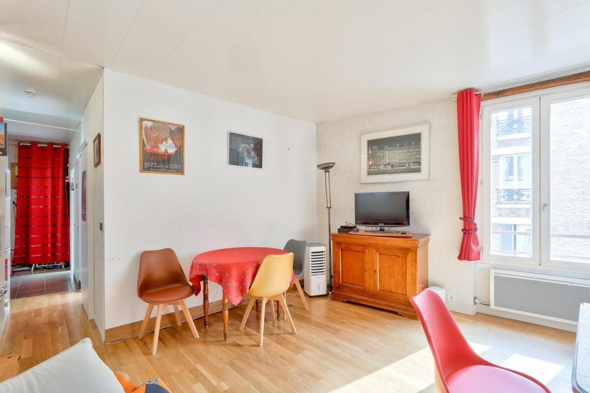 1br Flat 2 Min Away From Metro Station Maraichers
