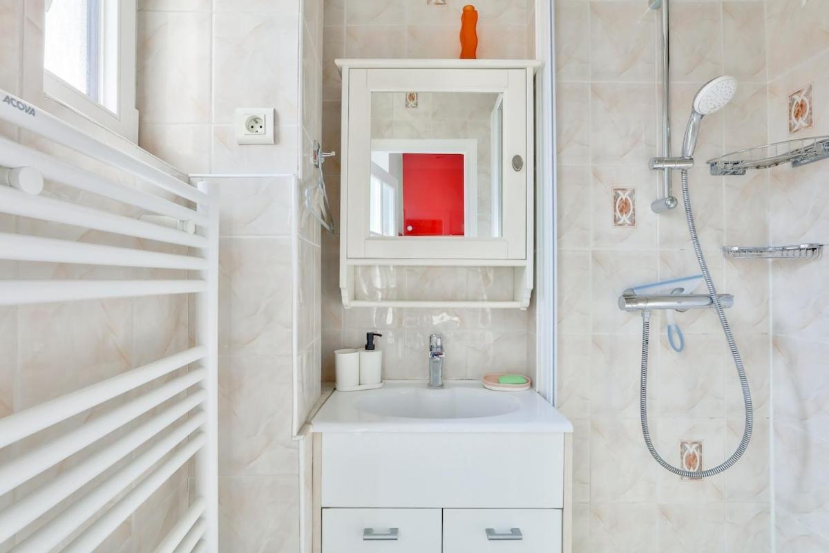1br Flat 2 Min Away From Metro Station Maraichers Apartment *