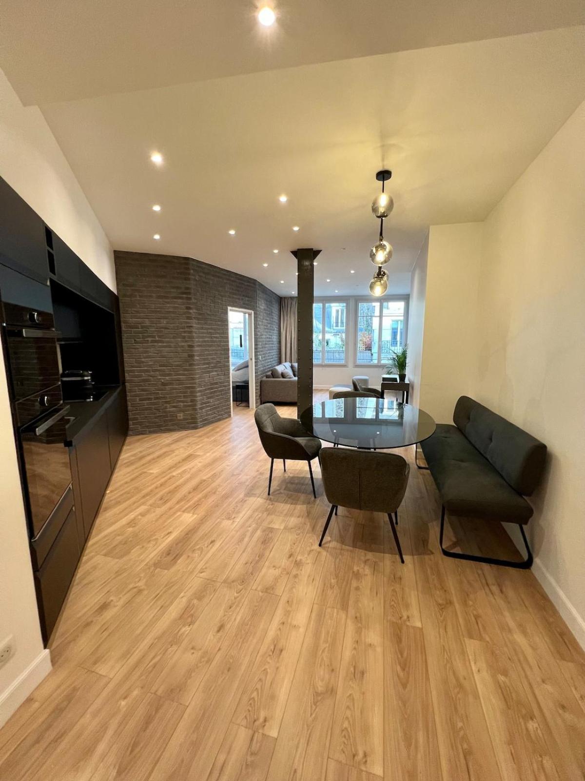 Spacious Newly Renovated Loft With Ac Apartment
