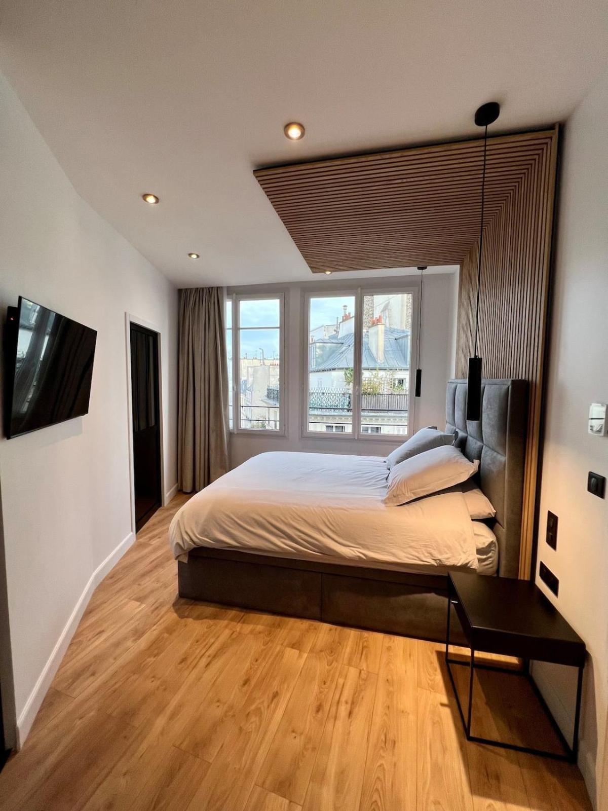 Spacious Newly Renovated Loft With Ac