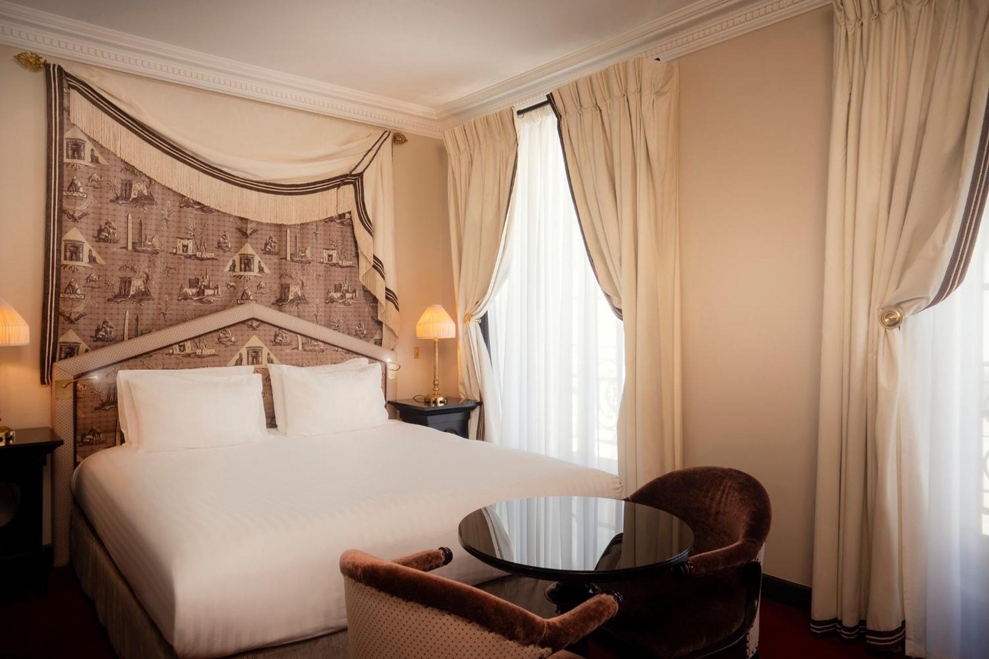 Maison Athénée Hotel Paris