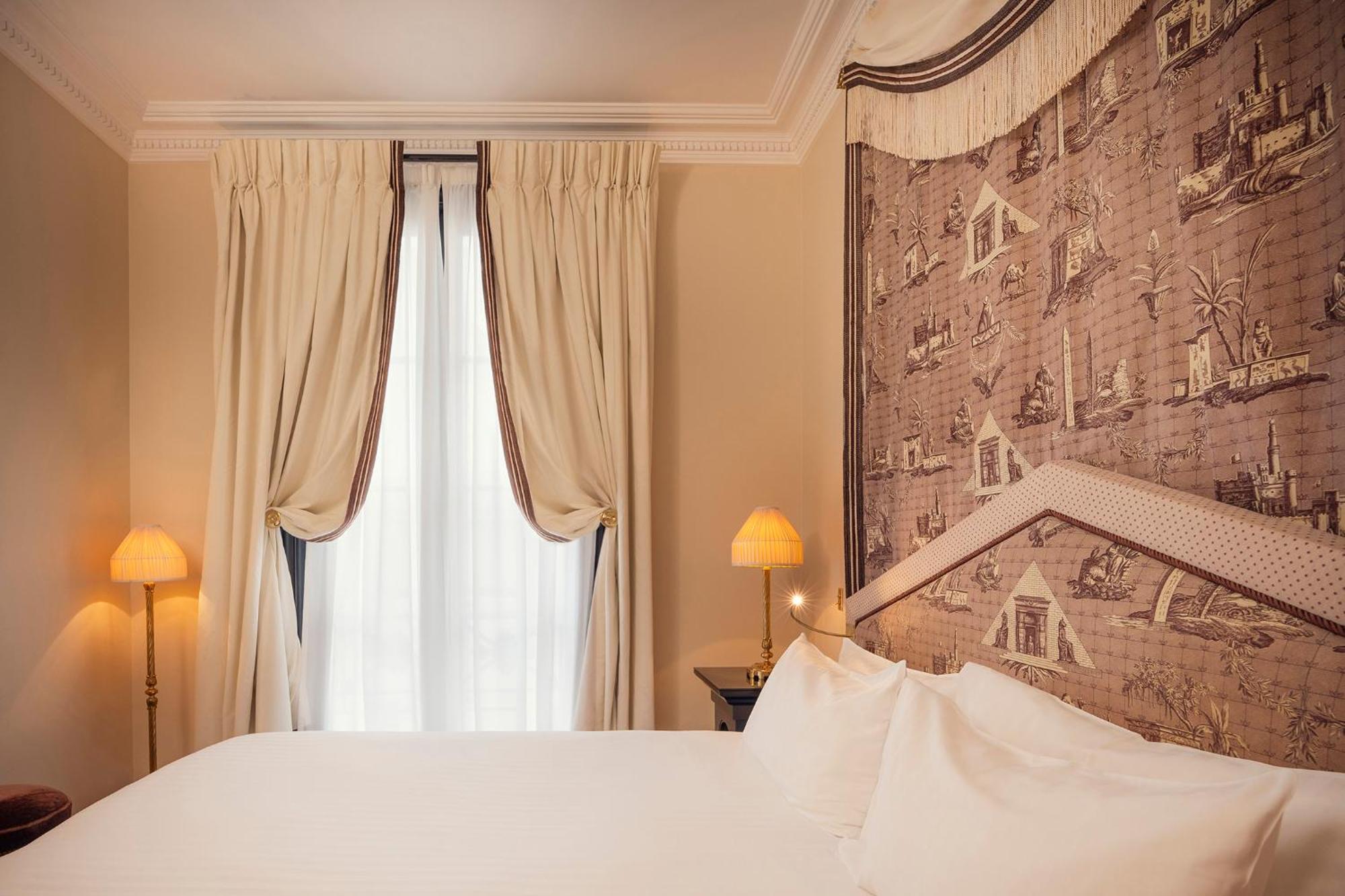 Hotel Maison Athénée Paris